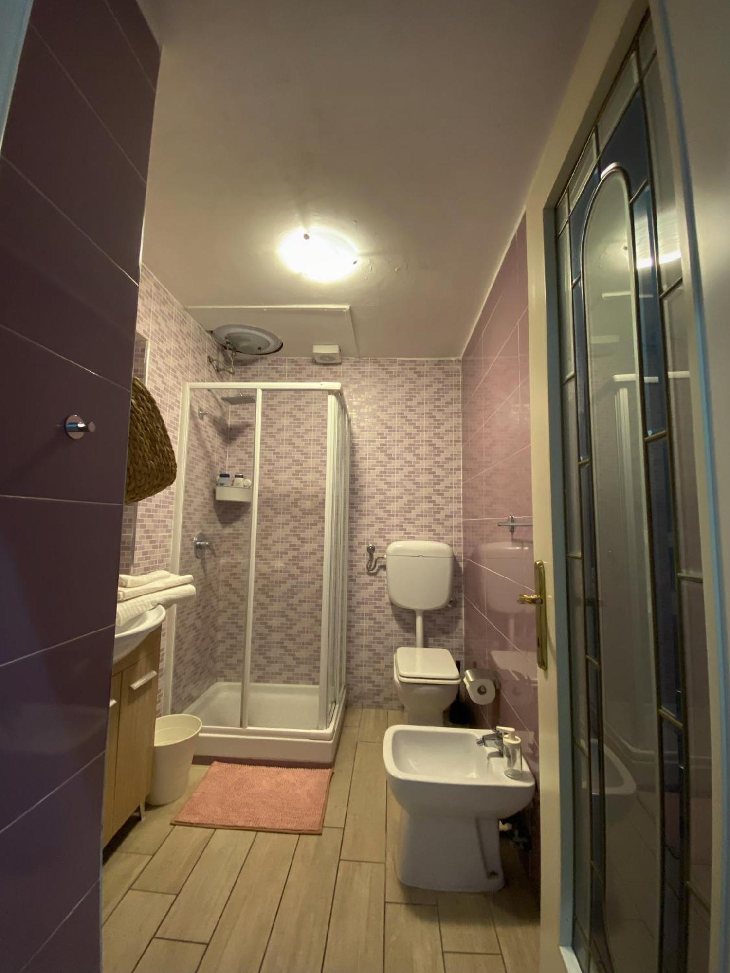 Ferienwohnung La Casa Al Centro " Vicino Al Centro Storico Di Napoli" Exterior foto