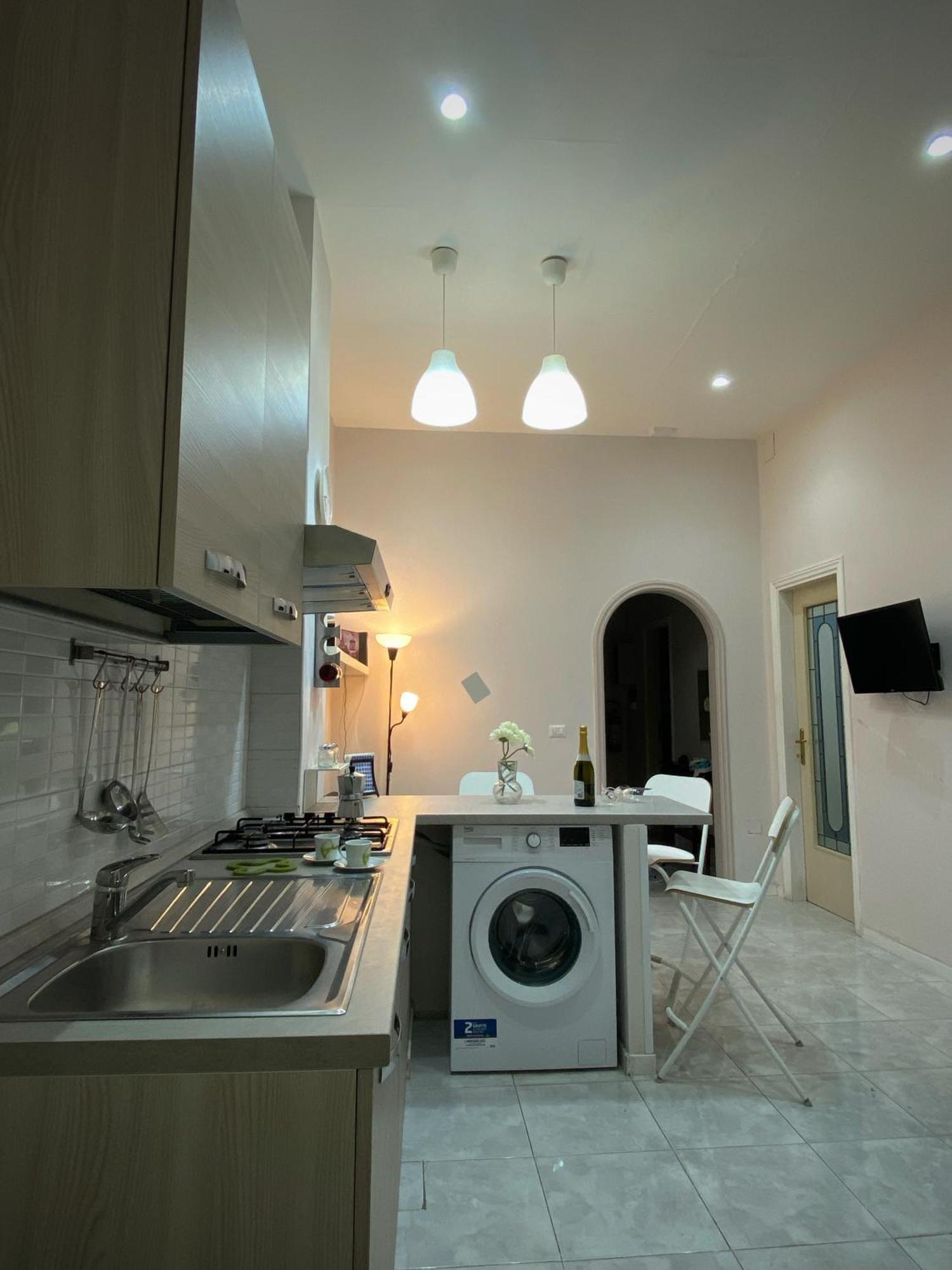 Ferienwohnung La Casa Al Centro " Vicino Al Centro Storico Di Napoli" Exterior foto
