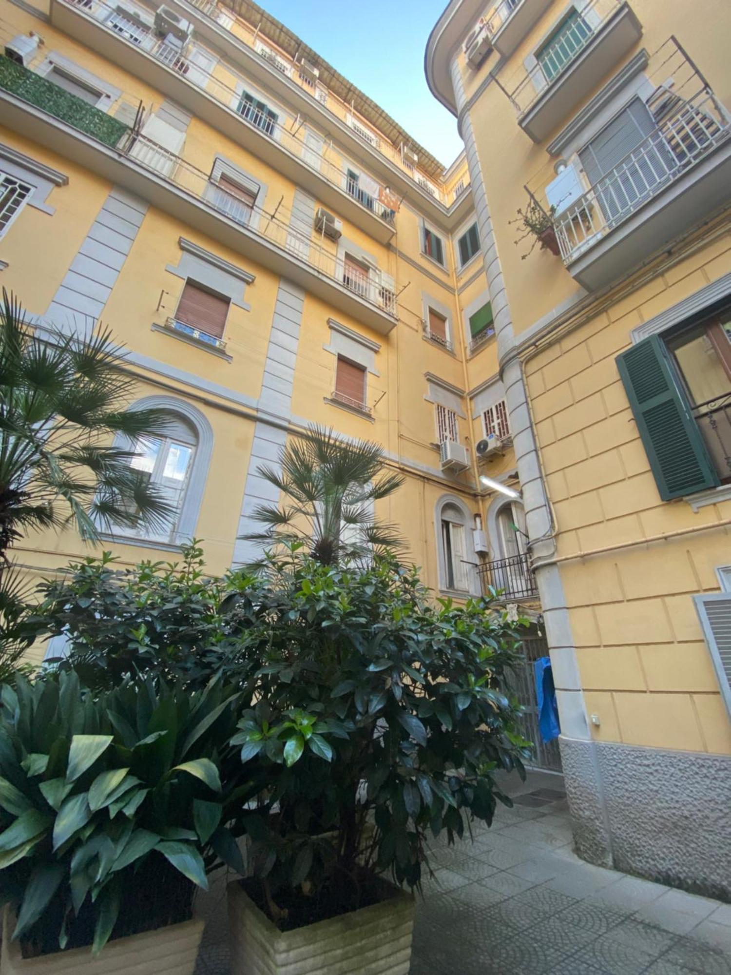 Ferienwohnung La Casa Al Centro " Vicino Al Centro Storico Di Napoli" Exterior foto